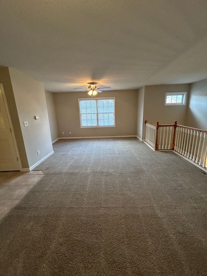 Ravina Apartments - Photo 2 of 11