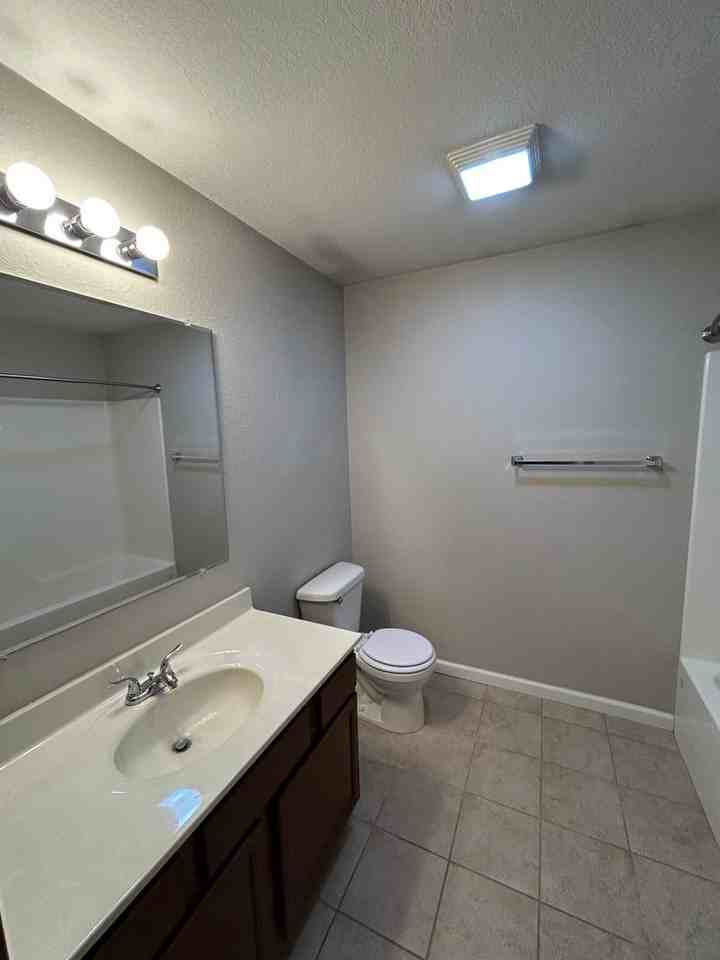 Ravina Apartments - Photo 7 of 11