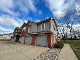 featured image of 1102 Ravina Dr