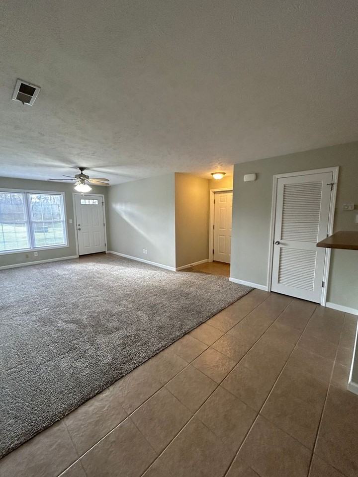 Ravina Apartments - Photo 7 of 11