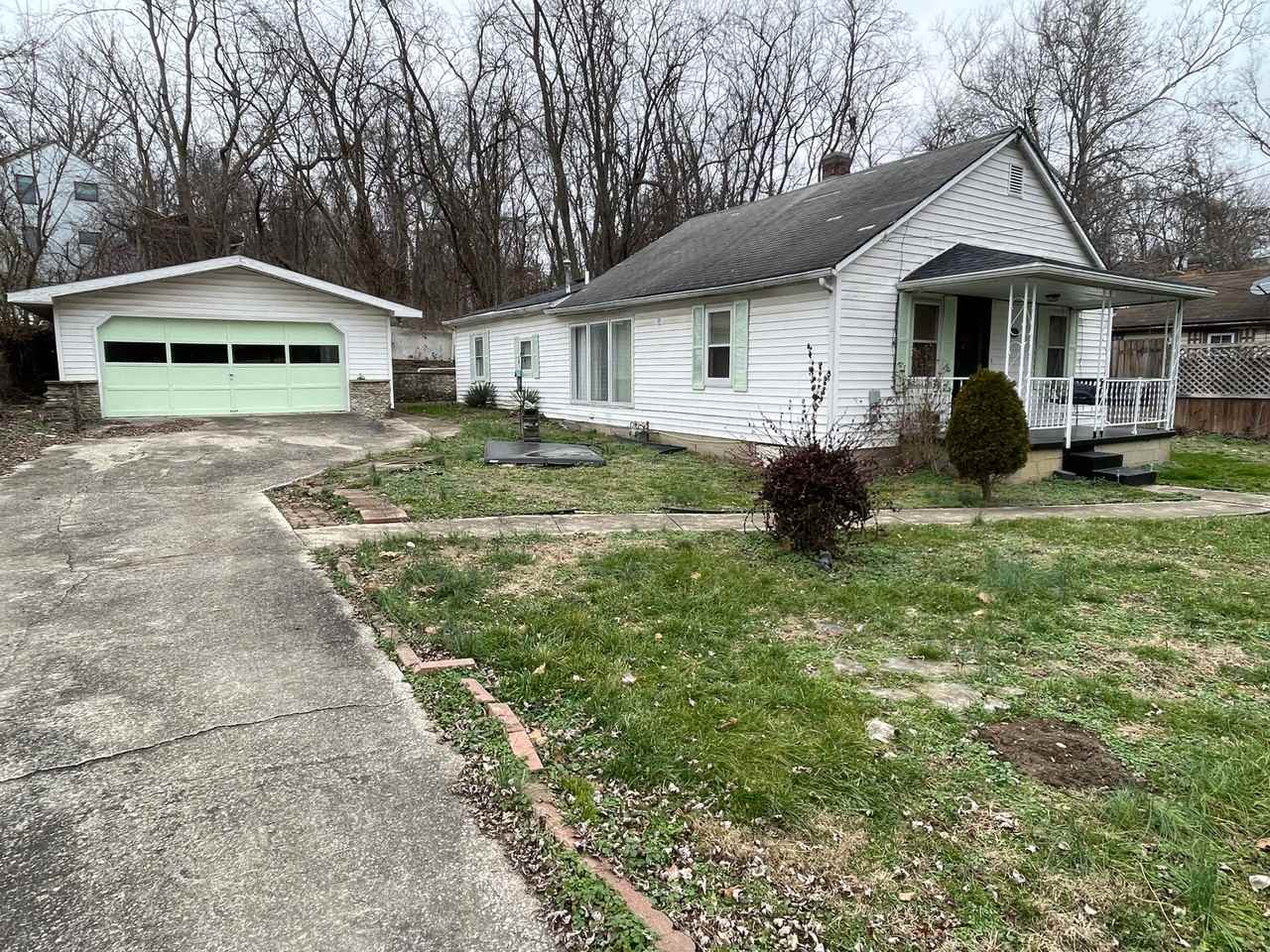 411 411 N. Spring St - 411 N Spring St - Photo 3 of 47