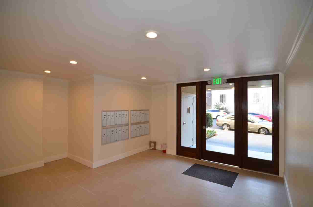 451 Lee Street - Photo 2 of 4