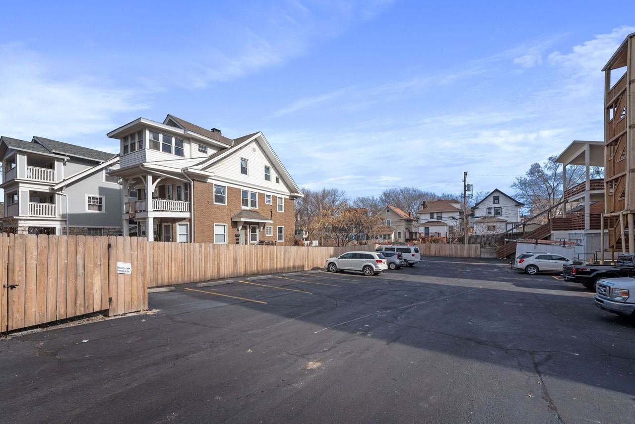 Bakers Corner Apartments - Photo 2 of 39