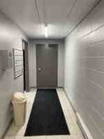 featured image of 422 N Cedar Ave