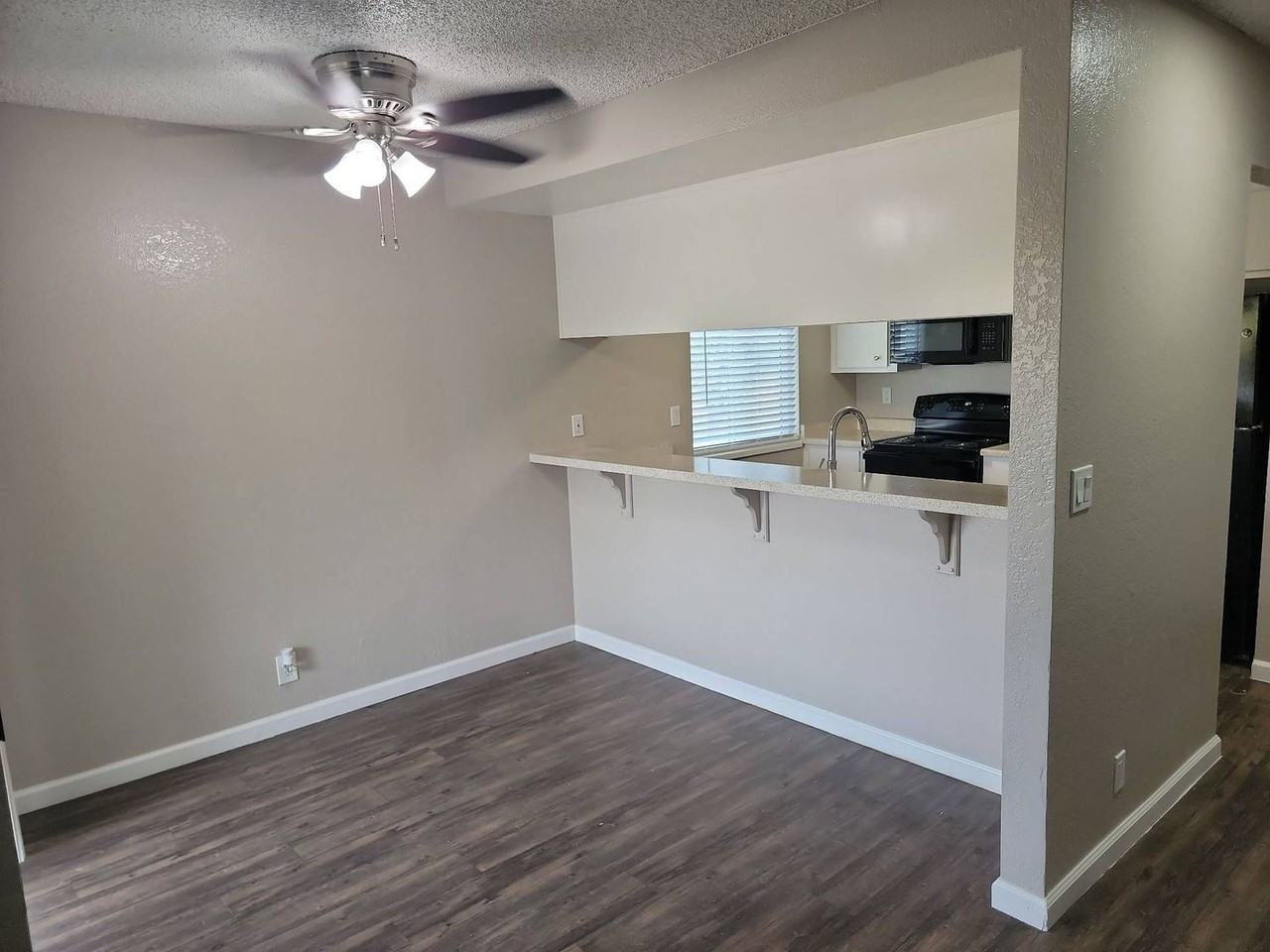 Matheson Woods - Photo 7 of 11