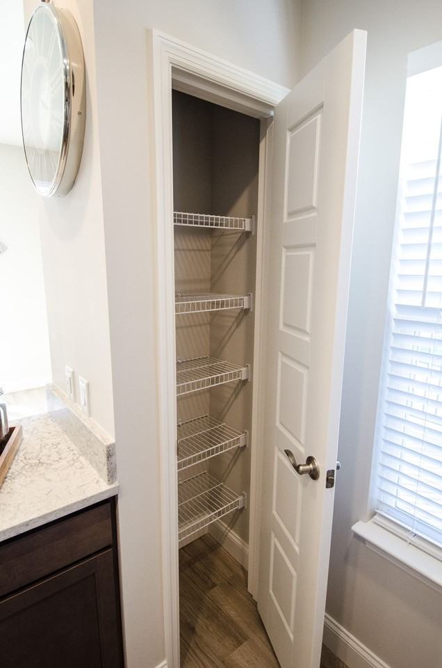 *MOVE IN SPECIAL - Photo 7 of 42