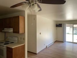 featured image of 828 Weslyn Ct #6