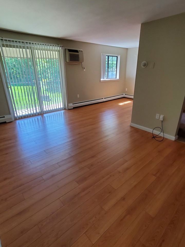 Apple Ridge Apartment Homes - Photo 2 of 6