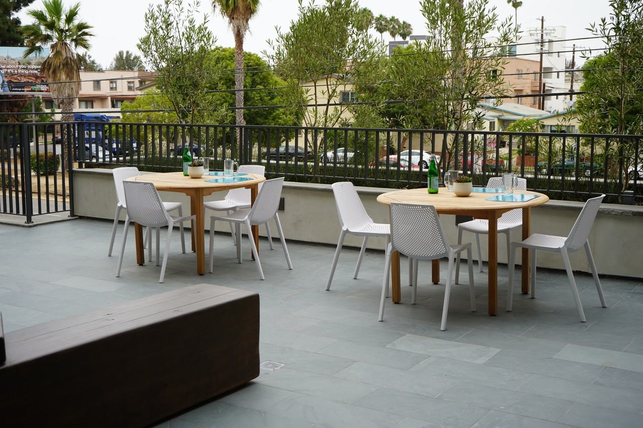 Elegant Building  on Culver - Photo 7 of 10