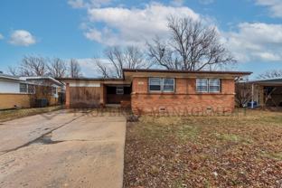 2922 S Euclid Ave - Photo 1 of 1
