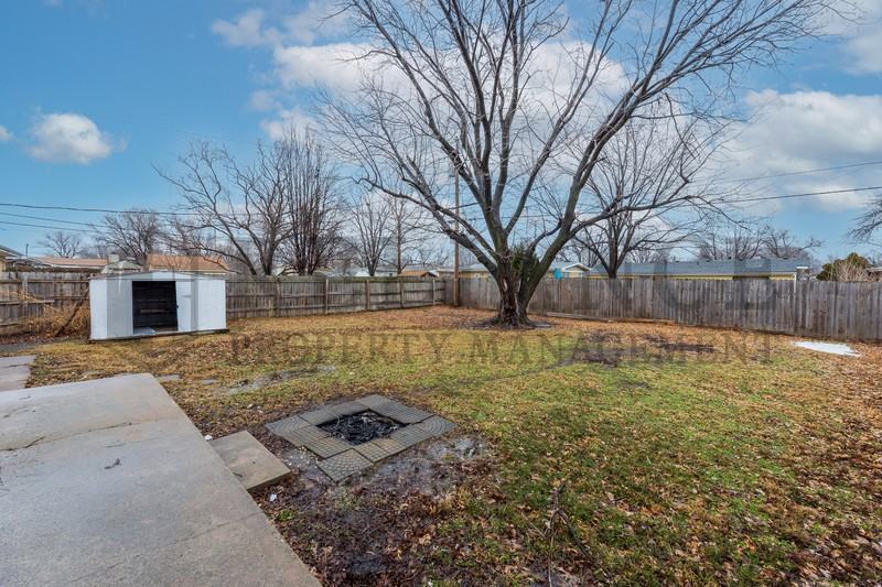 2922 S Euclid Ave - Photo 3 of 21