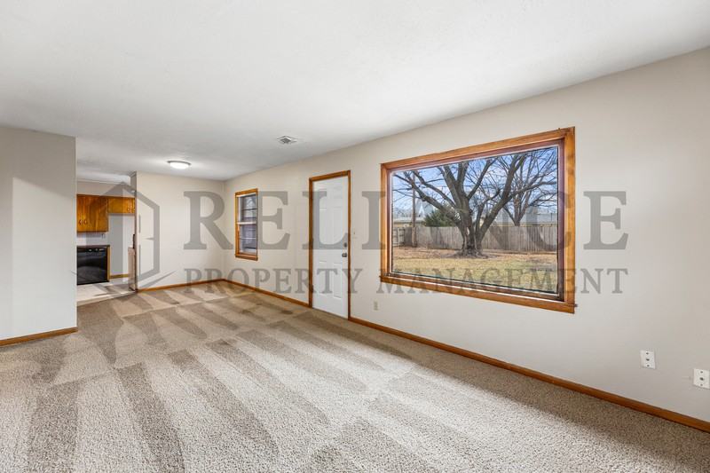 2922 S Euclid Ave - Photo 6 of 21