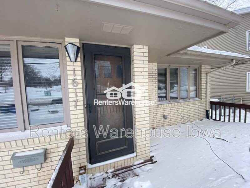 1617 34th St - Photo 3 of 13