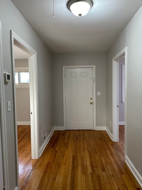 1212 Deerwood St - Photo 2 of 18