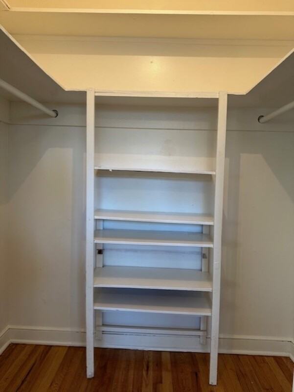 1212 Deerwood St - Photo 5 of 18