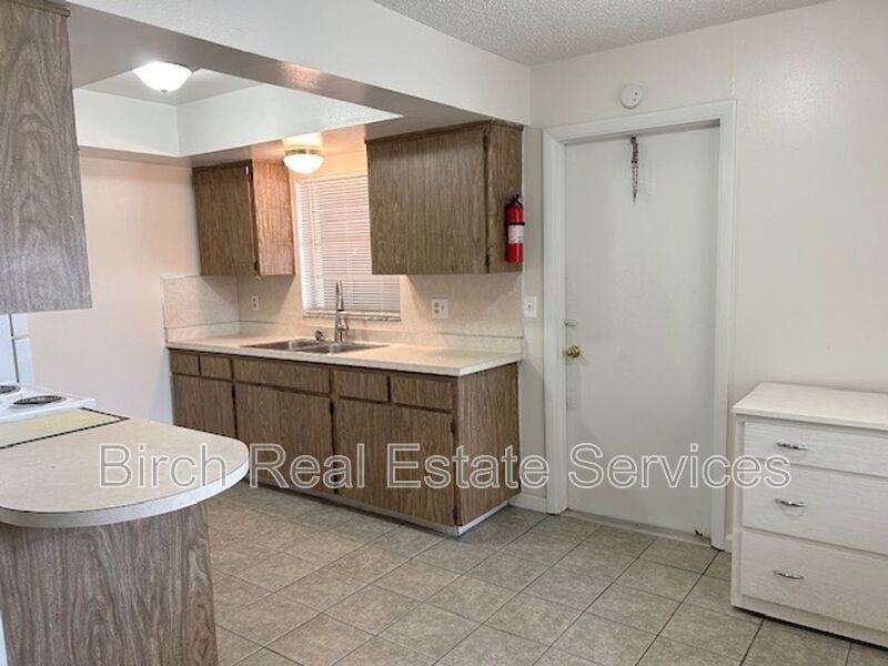 1125 Belleair Rd #2 - Photo 5 of 10