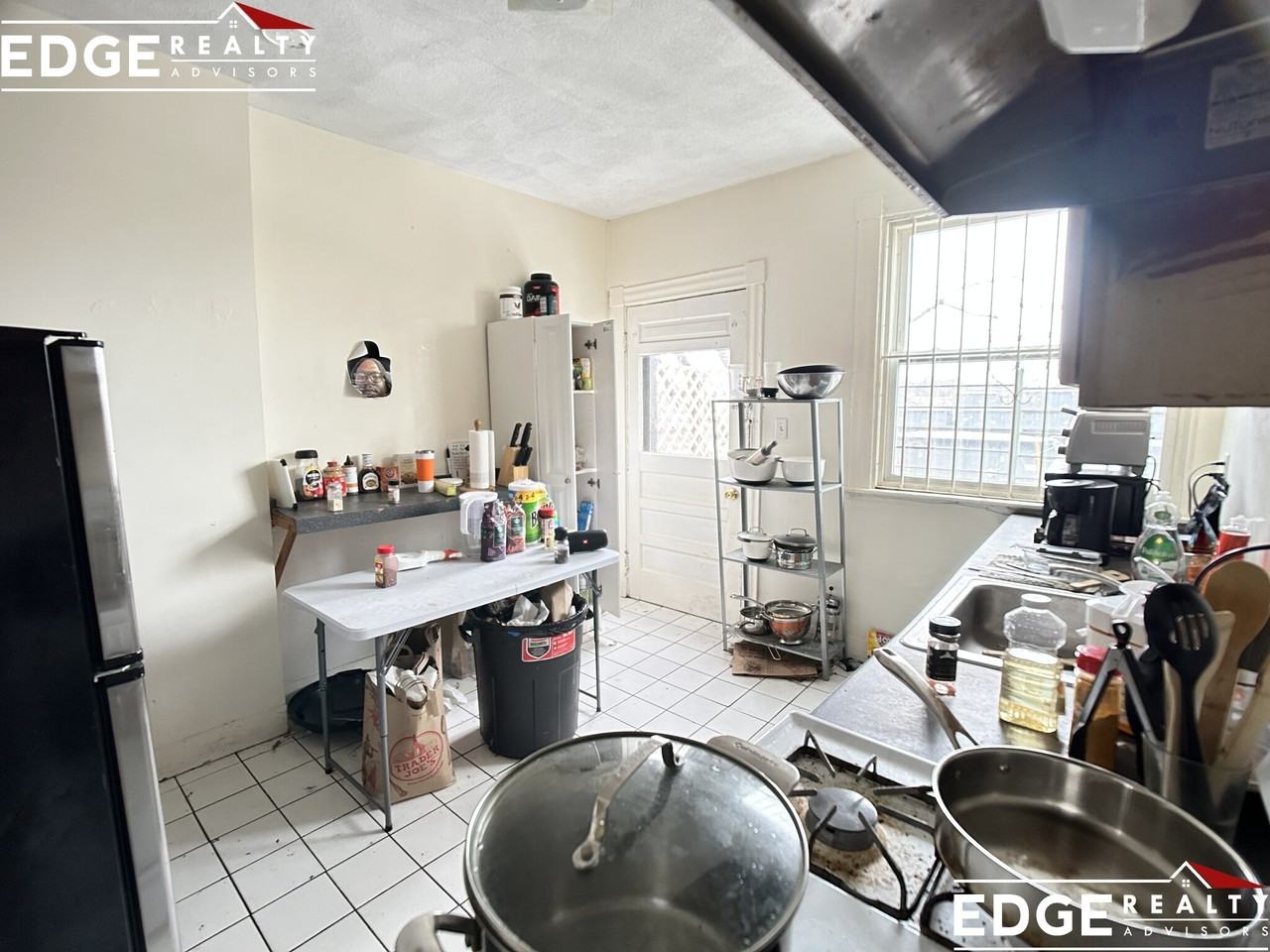 28 Wadsworth St - Photo 4 of 13