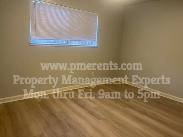 1935 Hickock Ct - Photo 3 of 6