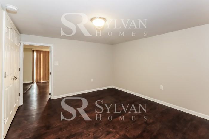 27 Lerner Ct - Photo 3 of 16