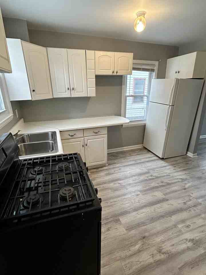 18973 Kingsville St #1 - Photo 2 of 11