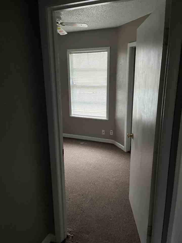 803 Southside Dr #A - Photo 5 of 8