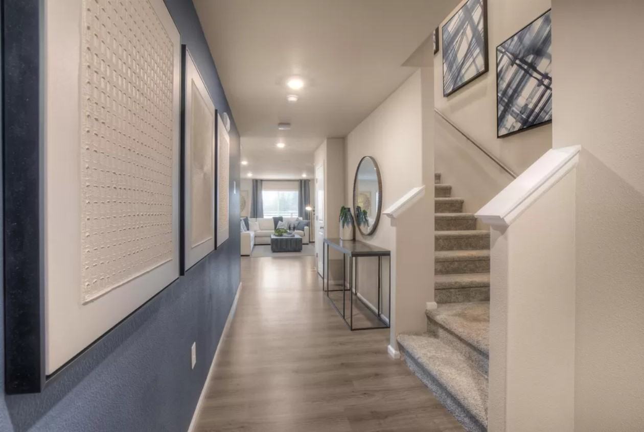 4511 W Bedford Ave #NA - Photo 2 of 8