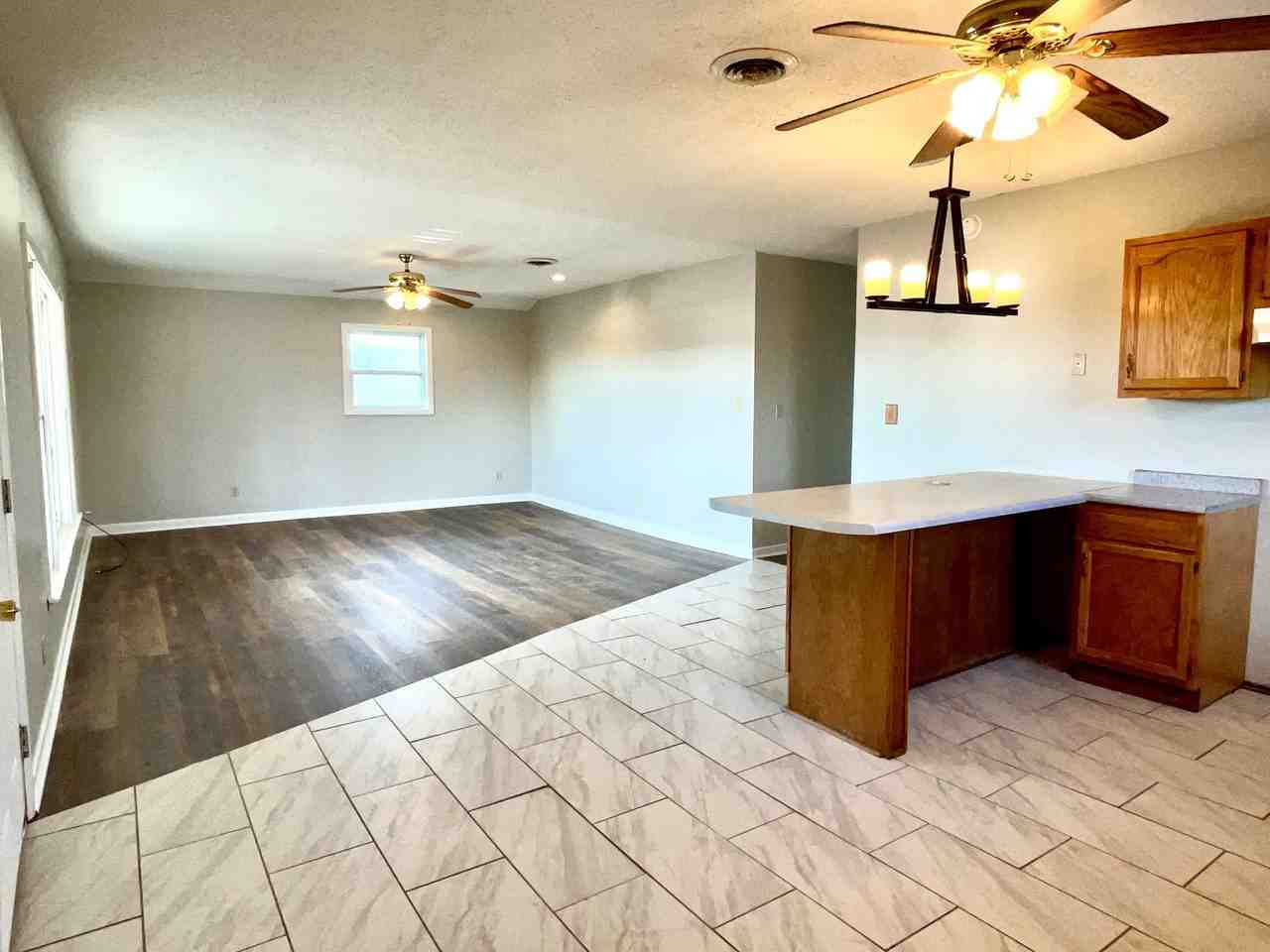 311 Lark St #B - Photo 3 of 19