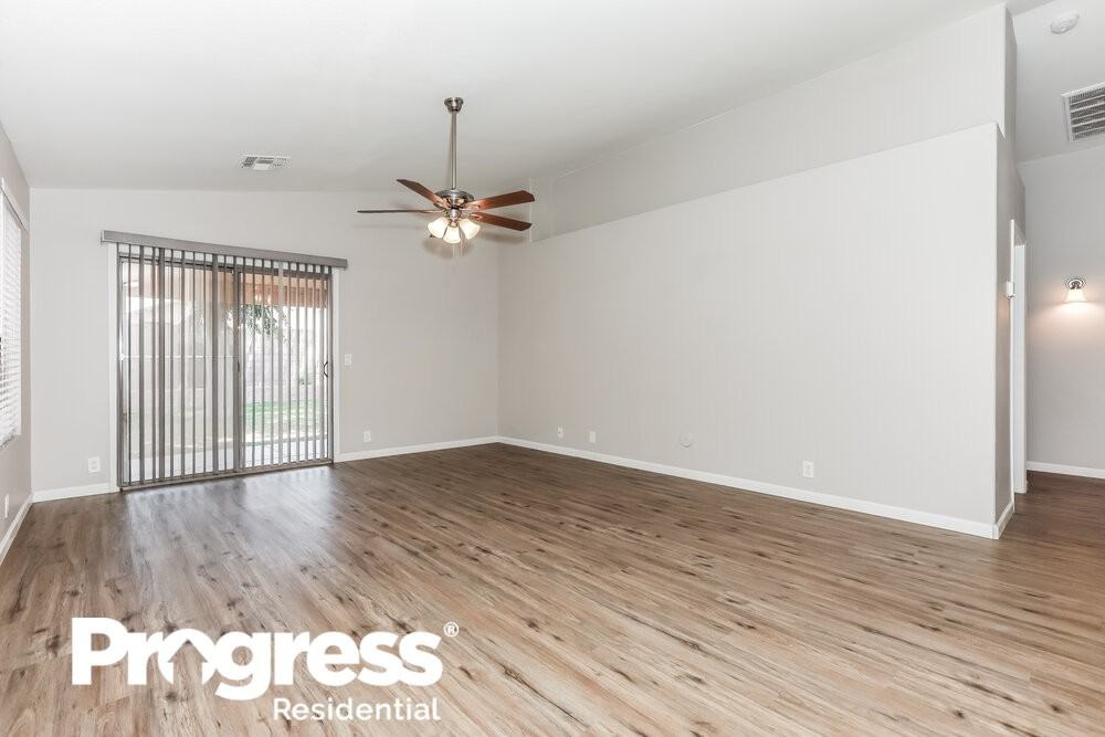 10704 E Enid Ave - Photo 3 of 16