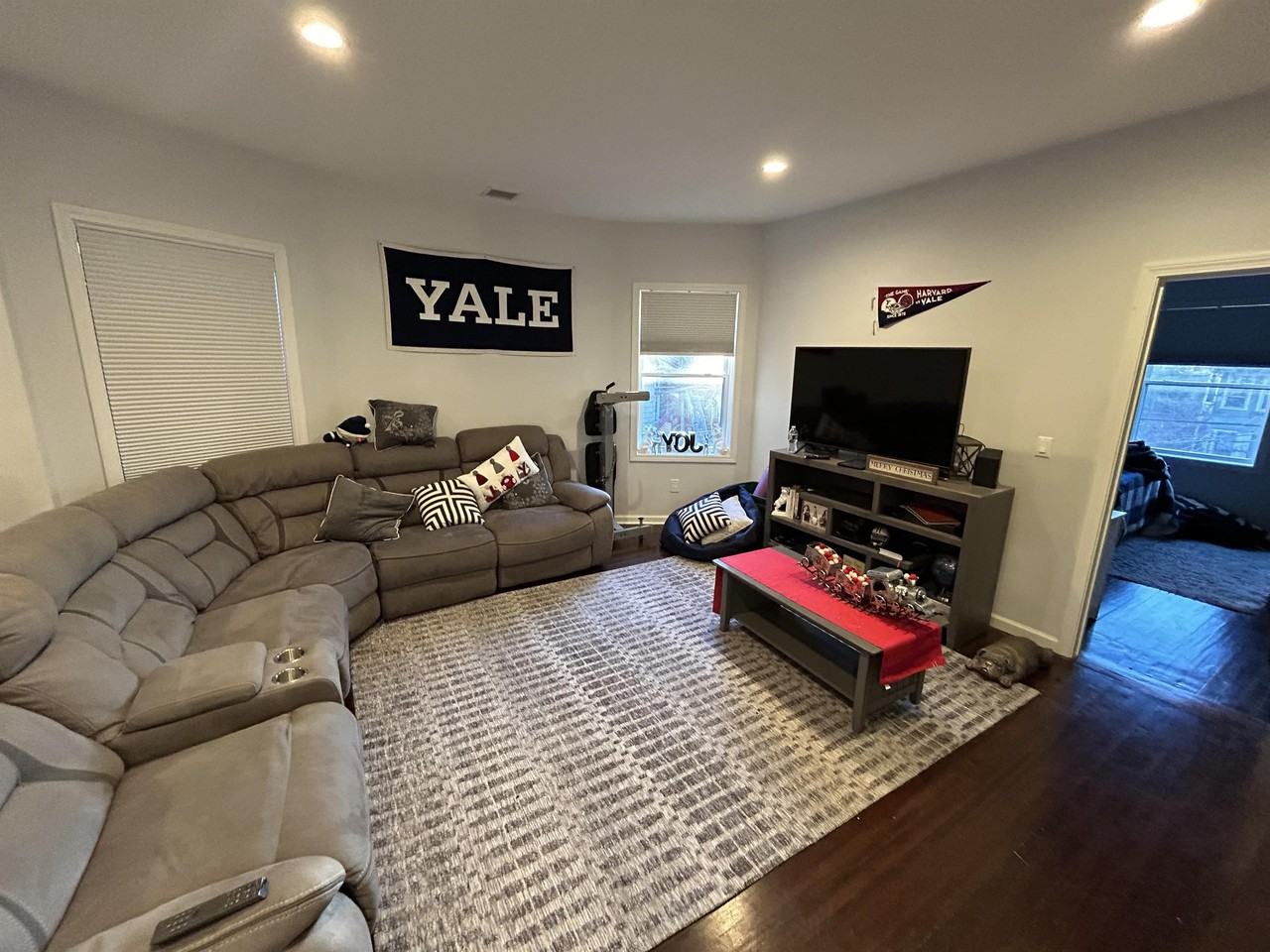 185 Mansfield St #2 - Photo 3 of 9