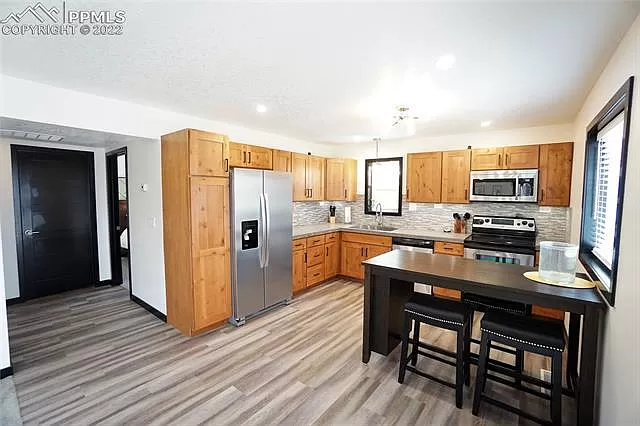 511 Hilltop Dr #101 - Photo 2 of 34
