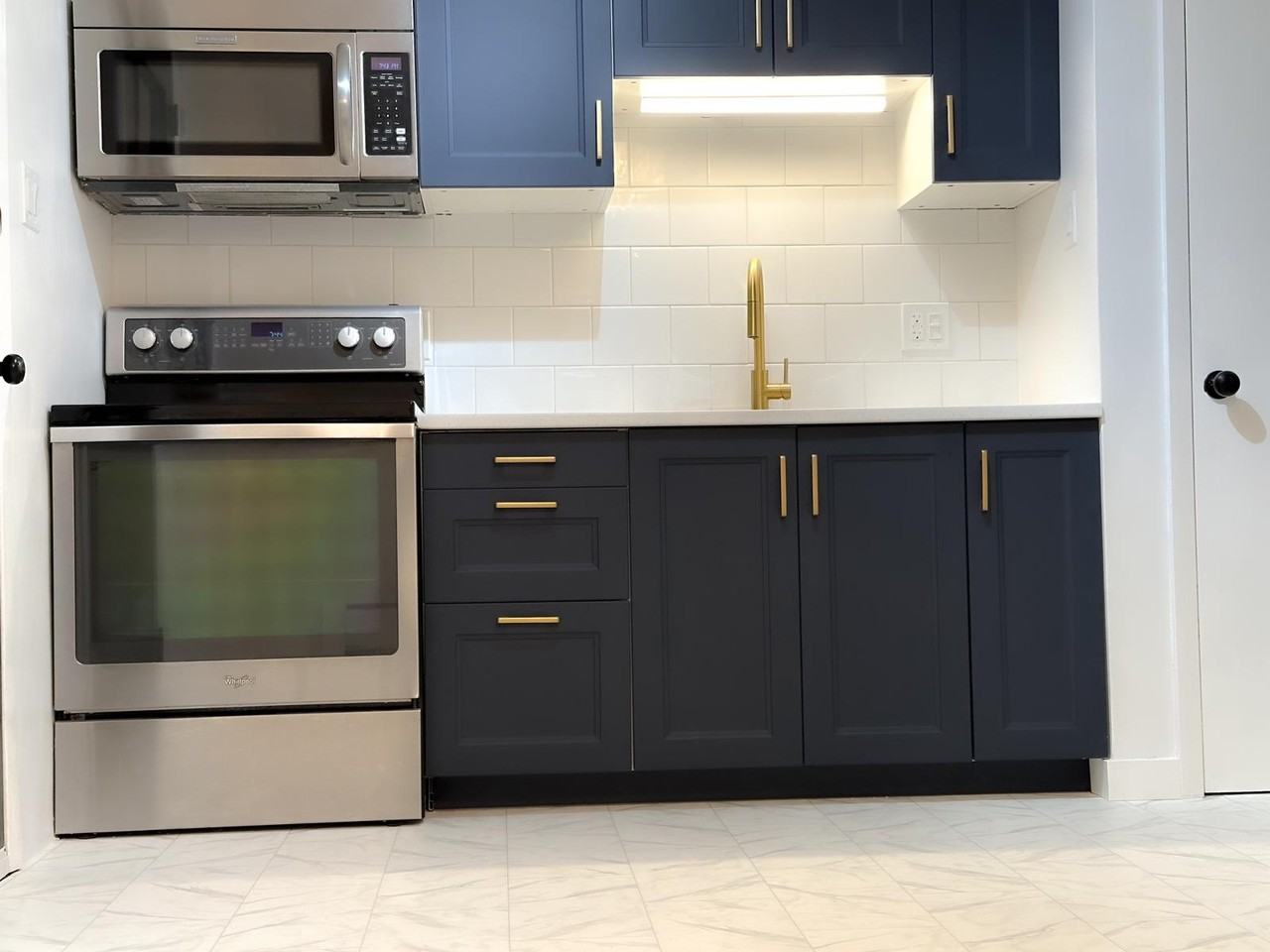 171 Macgregor Crescent 3, Waterloo, ON N2J 3X2 2 Bedroom Apartment for