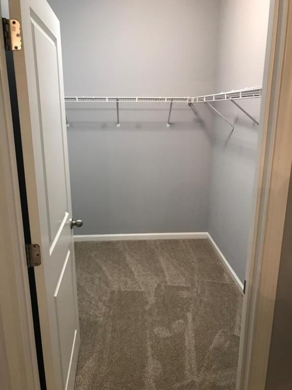 820 Hayes Point Cir - Photo 5 of 16