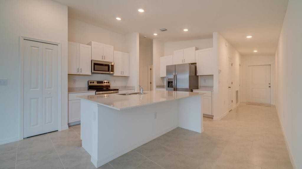 17259 Monte Isola Way - Photo 2 of 22