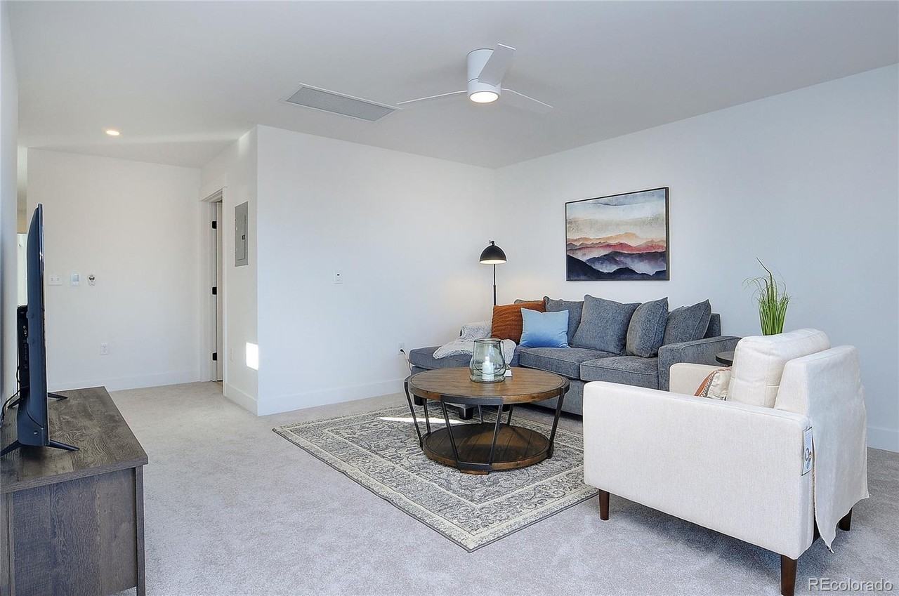 10515 Engelmann Ave - Photo 2 of 10