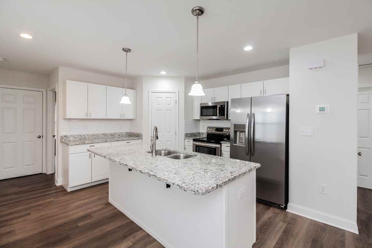 36 Oak St - Photo 6 of 16