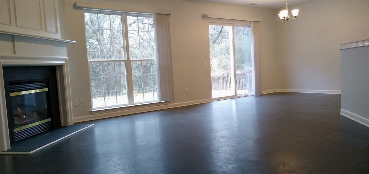 10433 Roundleaf Dr - Photo 4 of 18