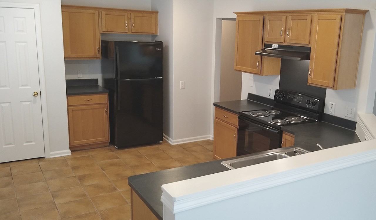 10433 Roundleaf Dr - Photo 6 of 18