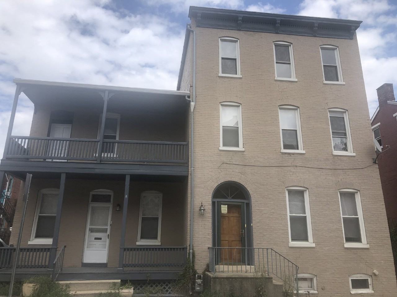 115 S West St - Photo 2 of 21