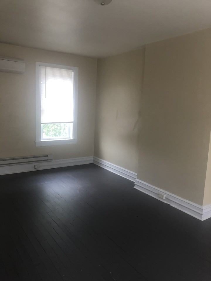 115 S West St - Photo 7 of 21