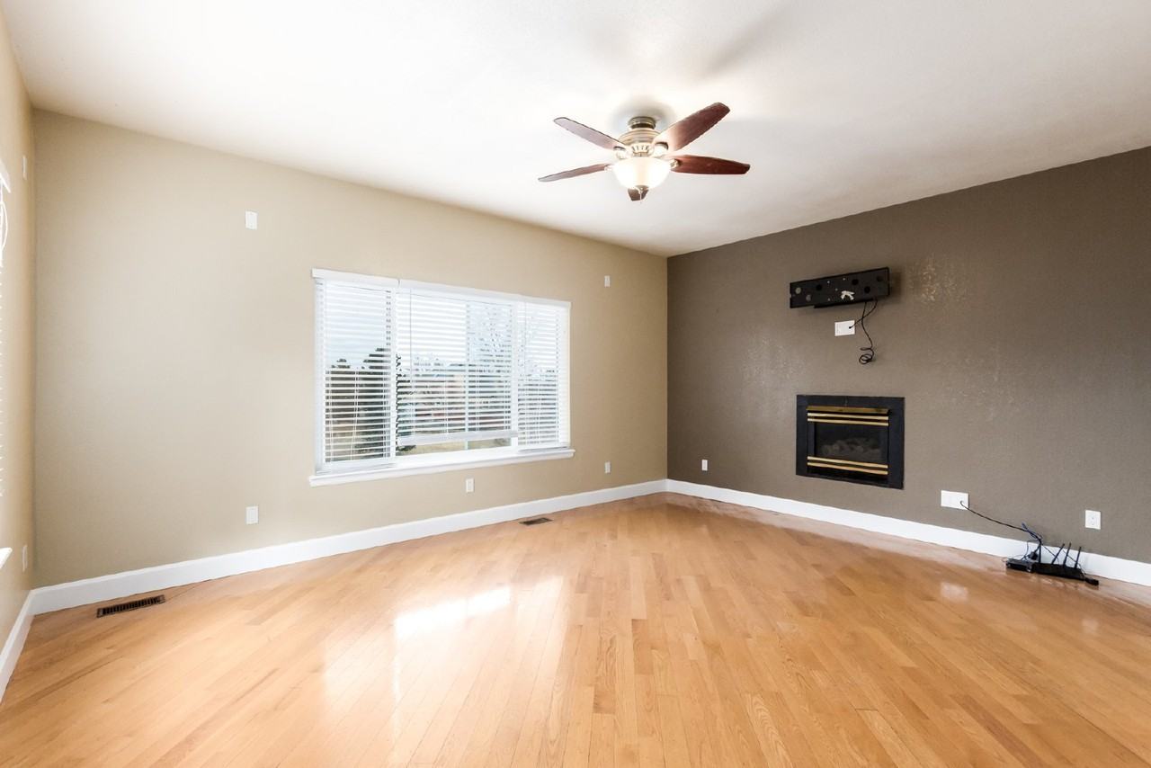 9129 Sugarstone Cir - Photo 5 of 23