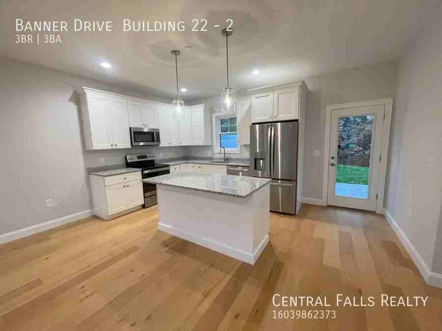 Banner Drive  Building 22 #2 - Photo 3 of 21