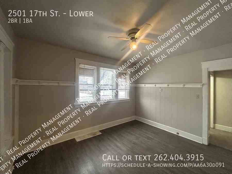 2501 17th St - Photo 2 of 10