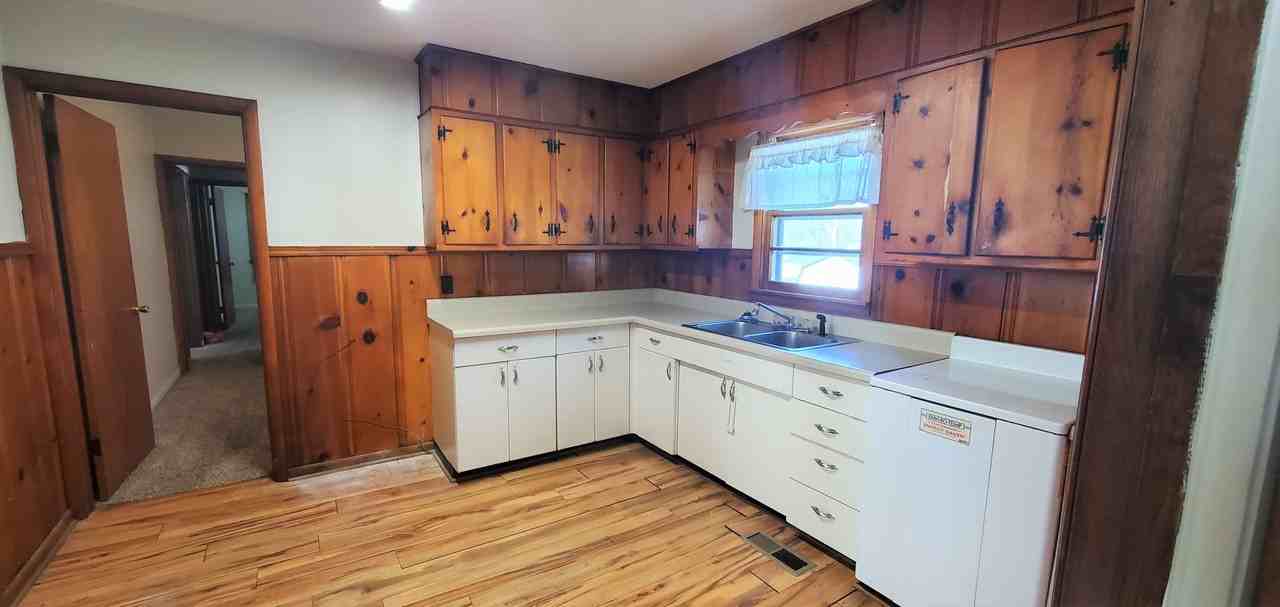 102 West Colonial Street - Photo 3 of 16