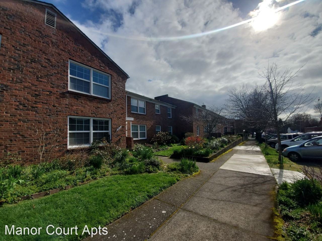 1905-1915 Daniels St - Photo 3 of 16