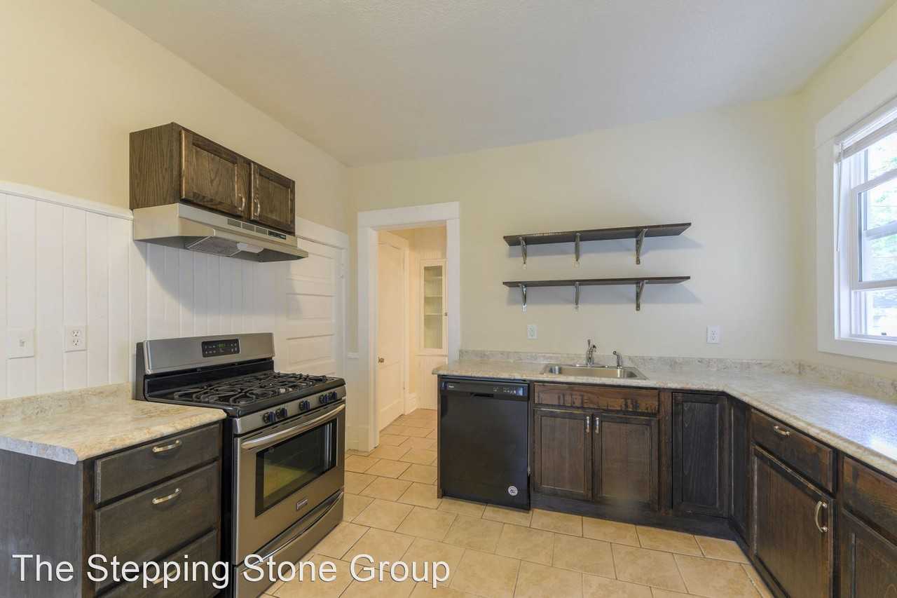 3024 Dupont Avenue South - Photo 2 of 16