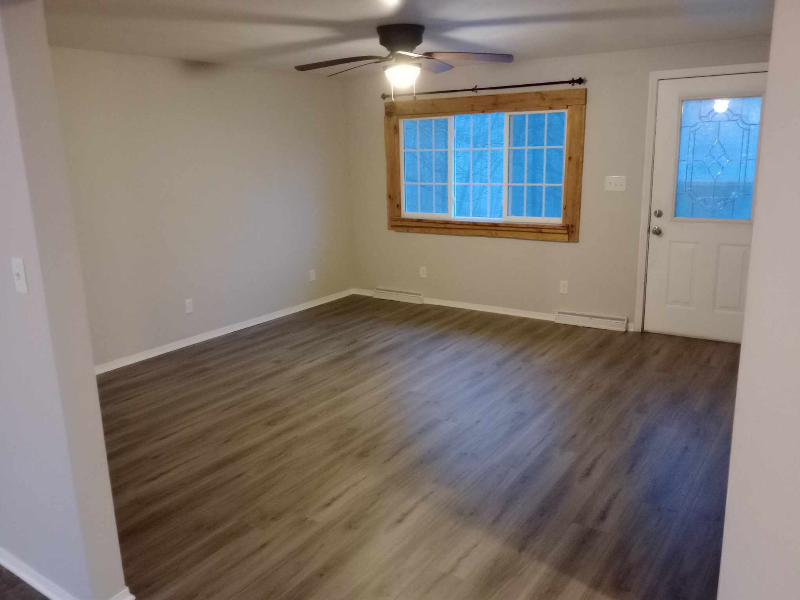 335 Bonnie Beth Dr - Photo 2 of 15