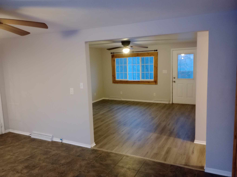 335 Bonnie Beth Dr - Photo 3 of 15