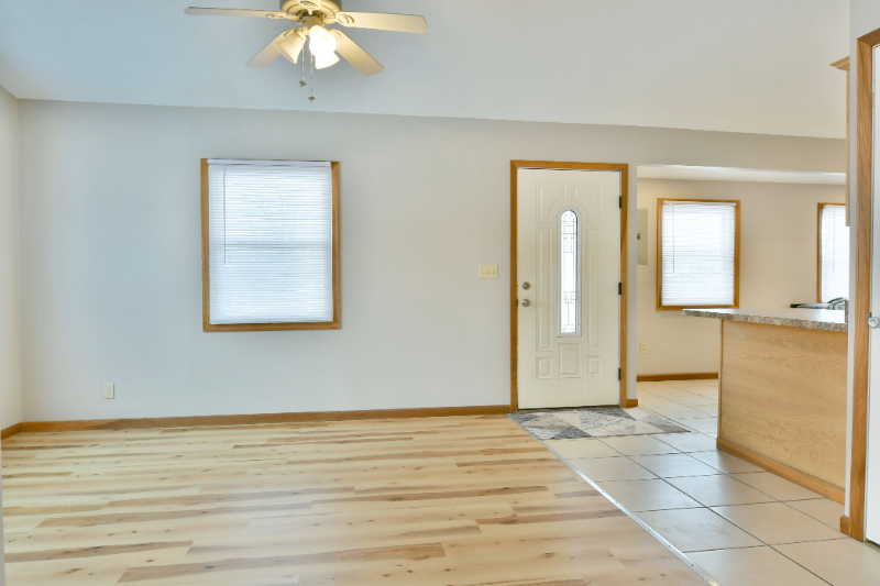 400 Idaho Ave - Photo 2 of 14