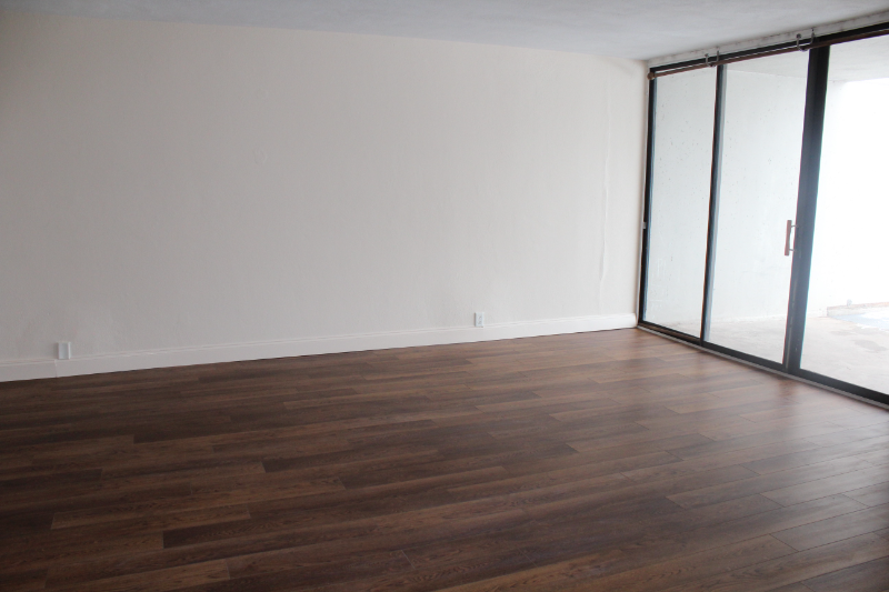 1421 Forest Ln - Photo 3 of 38