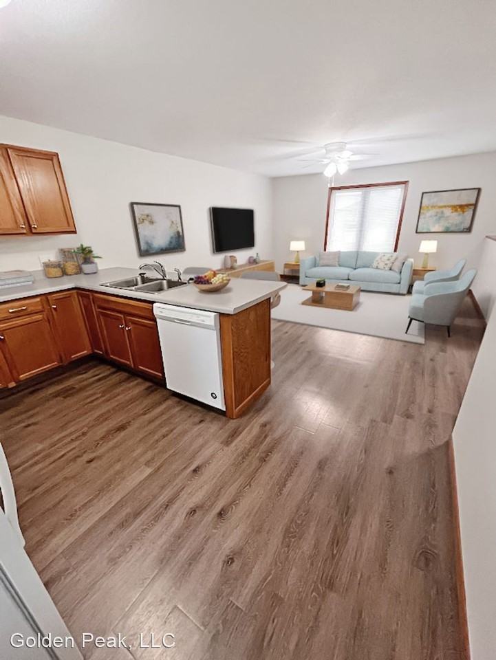 1407 Georgia - Photo 2 of 14